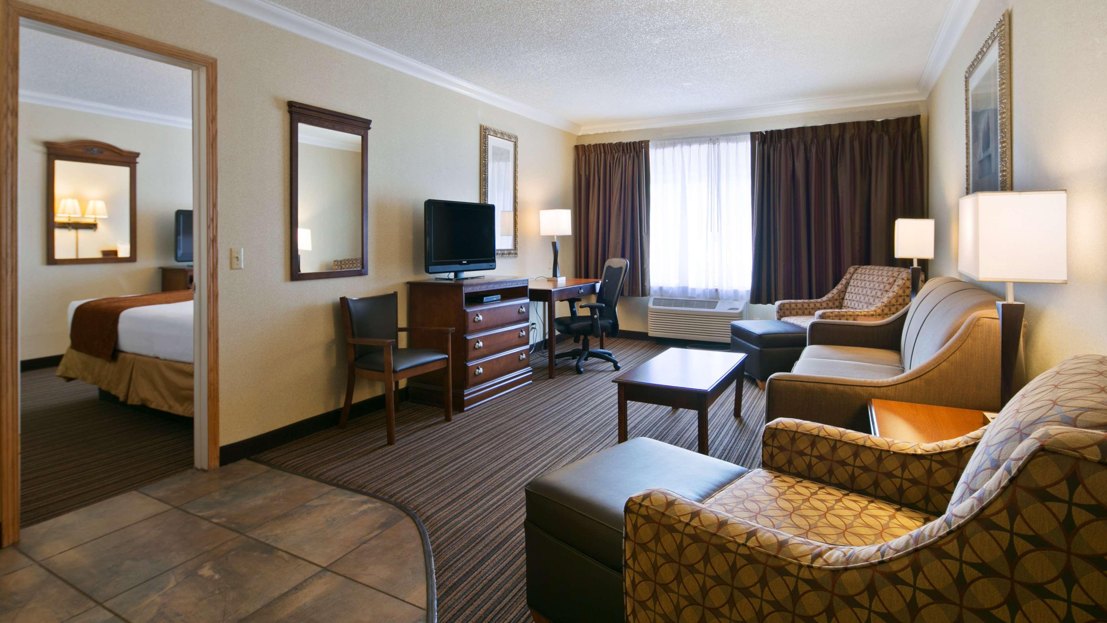 Surestay By Western Miles Hotel