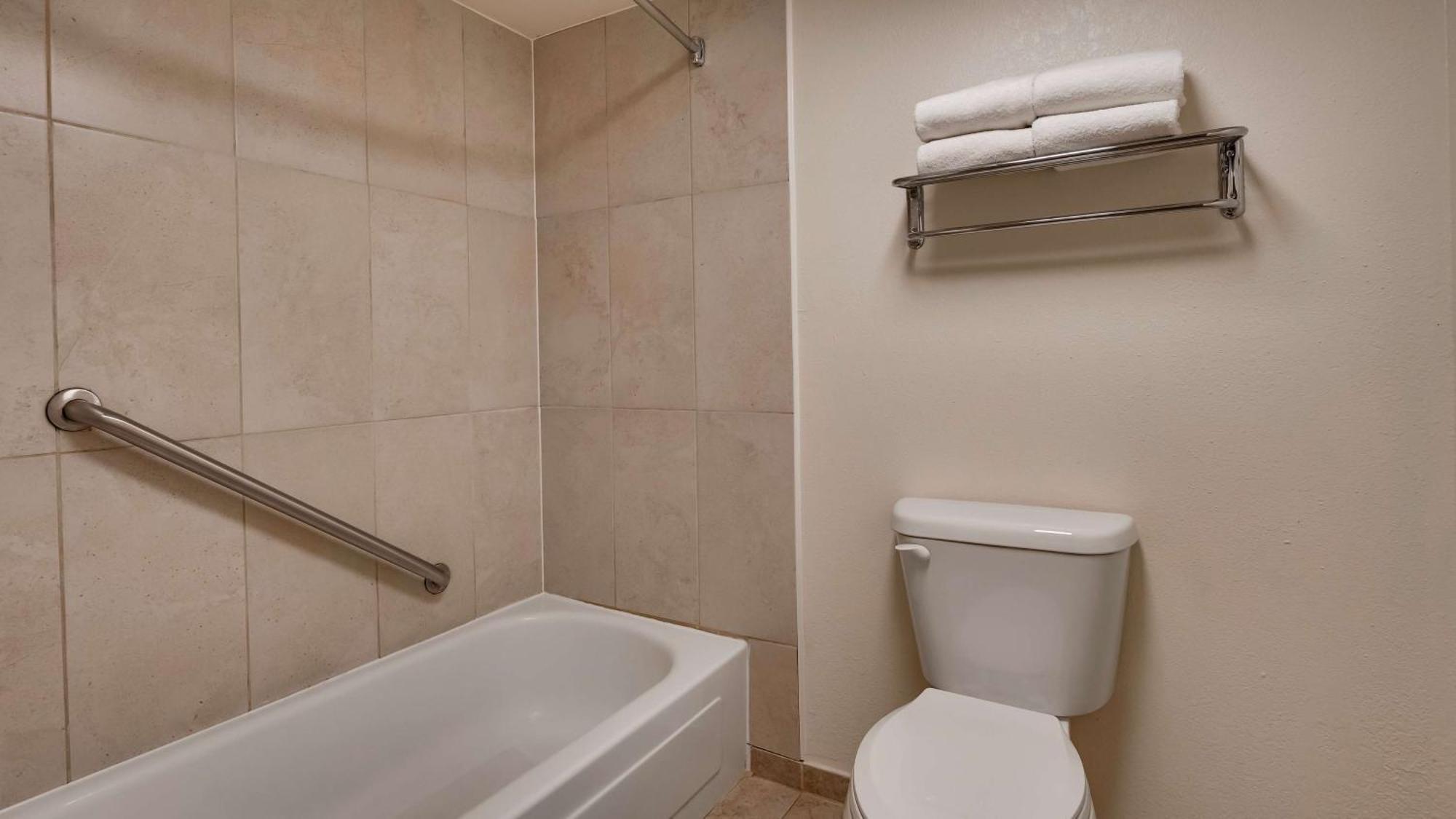 Surestay By Western Miles Hotel