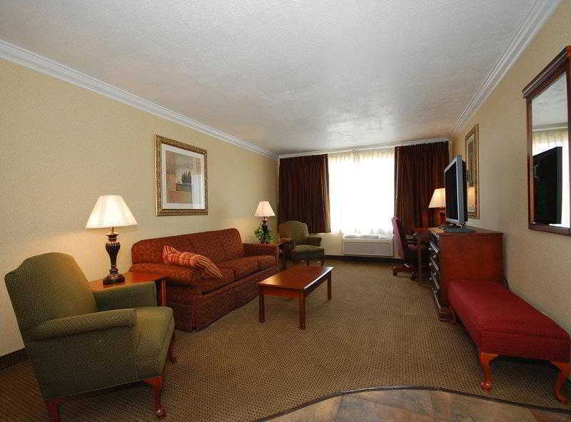 Surestay By Western Miles Hotel 2*