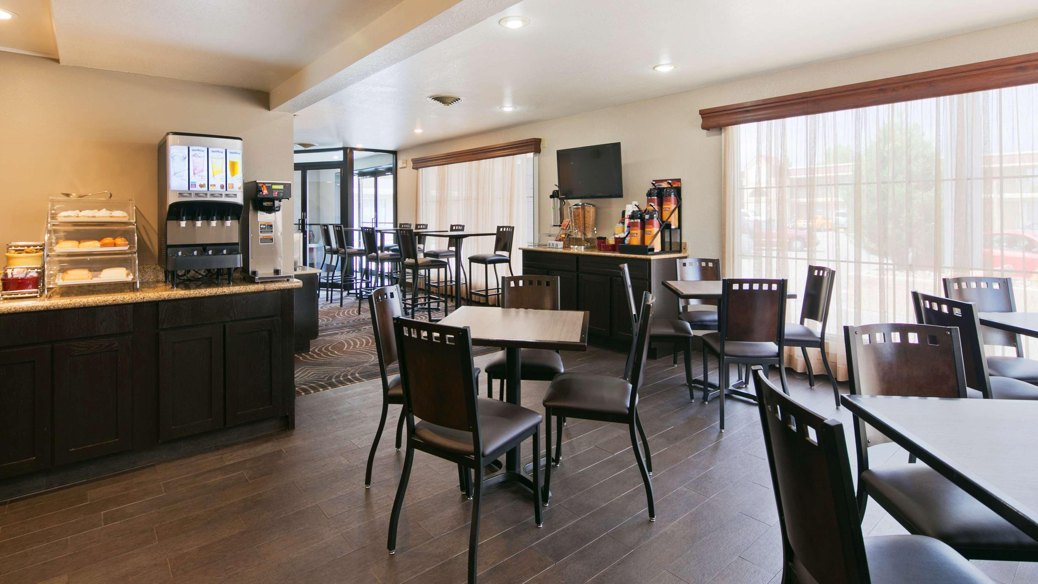 Surestay By Western Miles Hotel