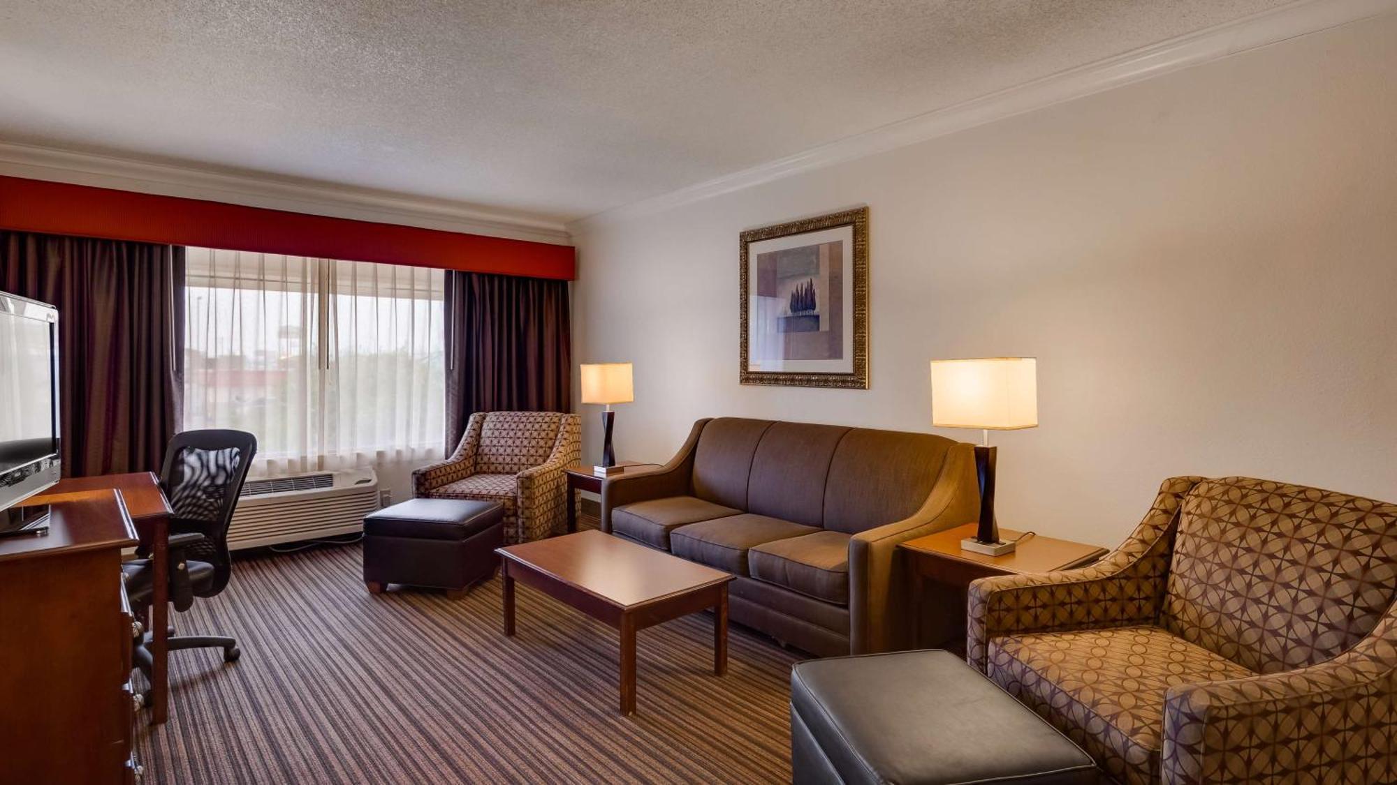 Hotel Surestay By Western Miles Miles City
